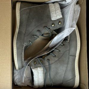 Sperry Bayfish Ankle Boot in Stone women 9.5